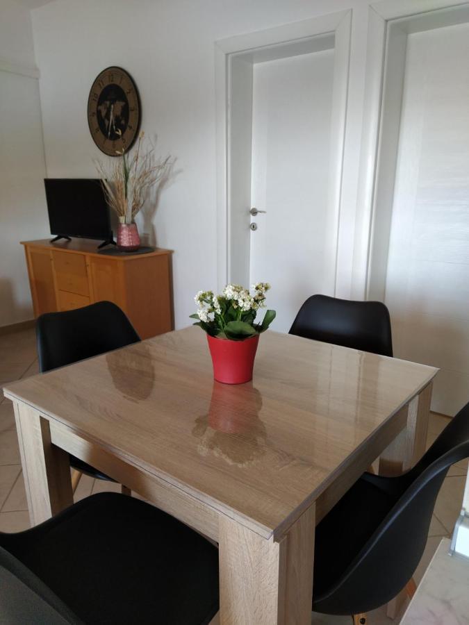 Apartmani Ruza Vir Exterior photo